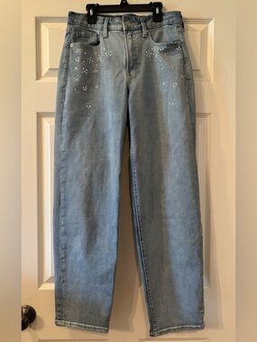Old Navy Light Wash Blue Women's Jeans with Subtle Embellishment Size 8